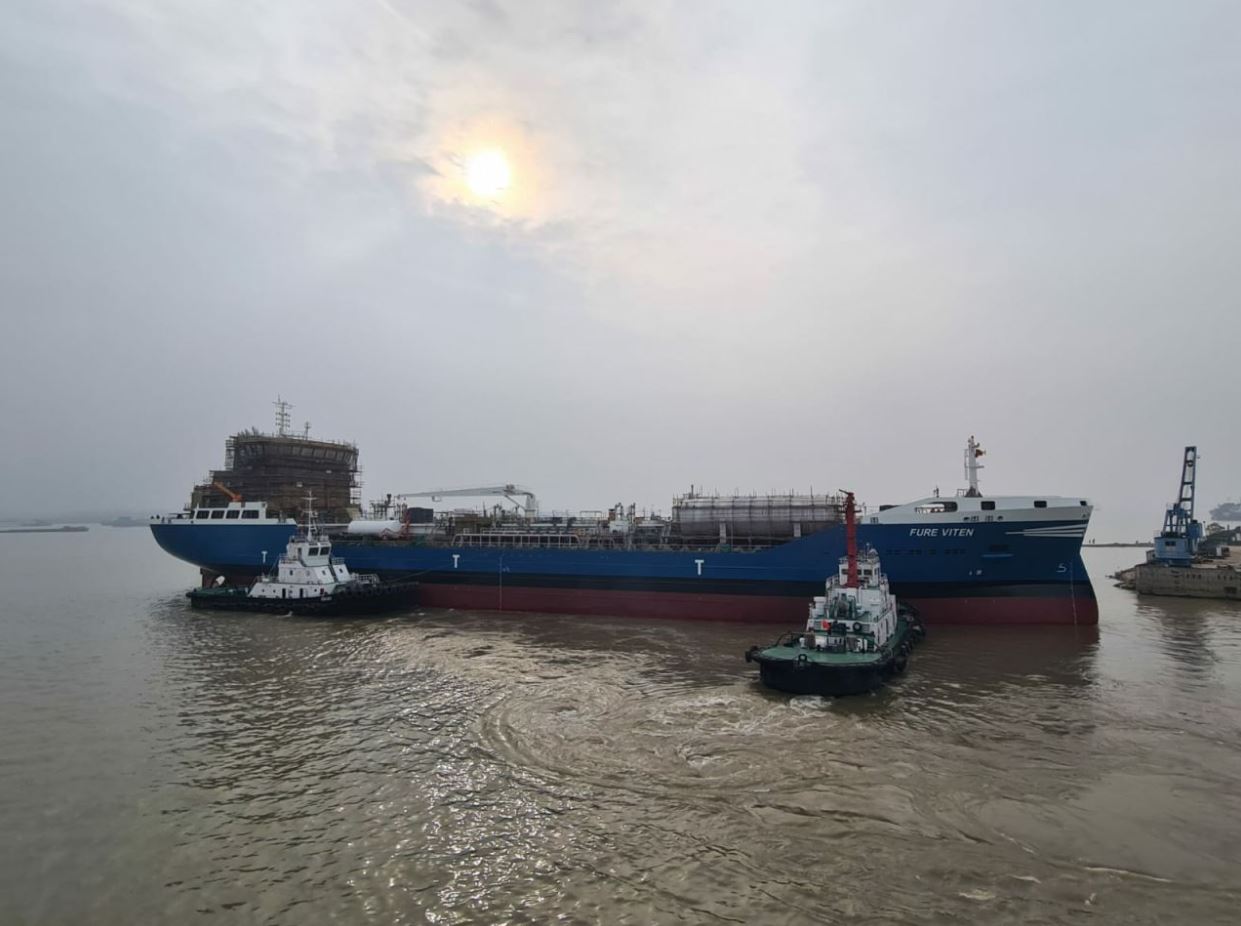 China Merchants Jinling launches another Swedish LNG-powered tanker