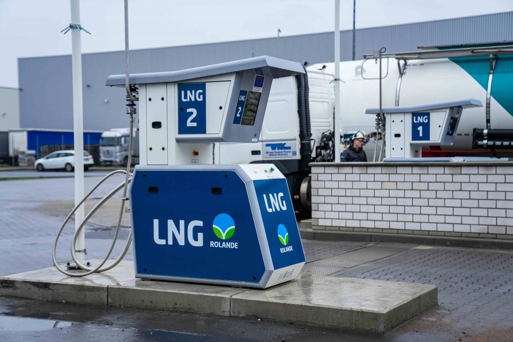 Rolande opens LNG station in Germany's Duisburg