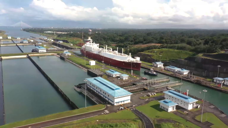 Video Nakilat's ME-GI newbuild in first Panama Canal transit