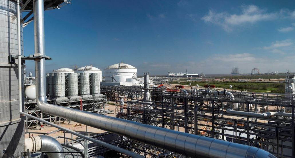 Cheniere inks several mid-term LNG deals