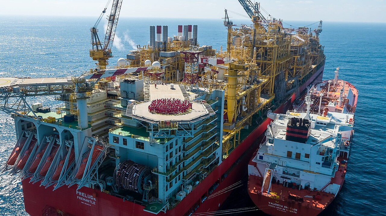 Shell working to bring Prelude FLNG to full capacity, CEO says
