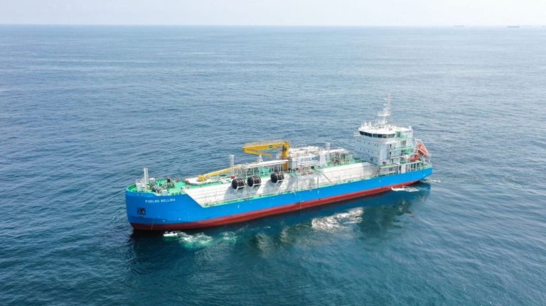 Singapore’s first LNG bunkering vessel starts commercial ops
