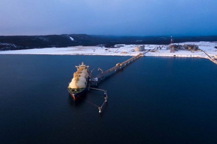 Russia's Sakhalin LNG plant completes repair work on first train