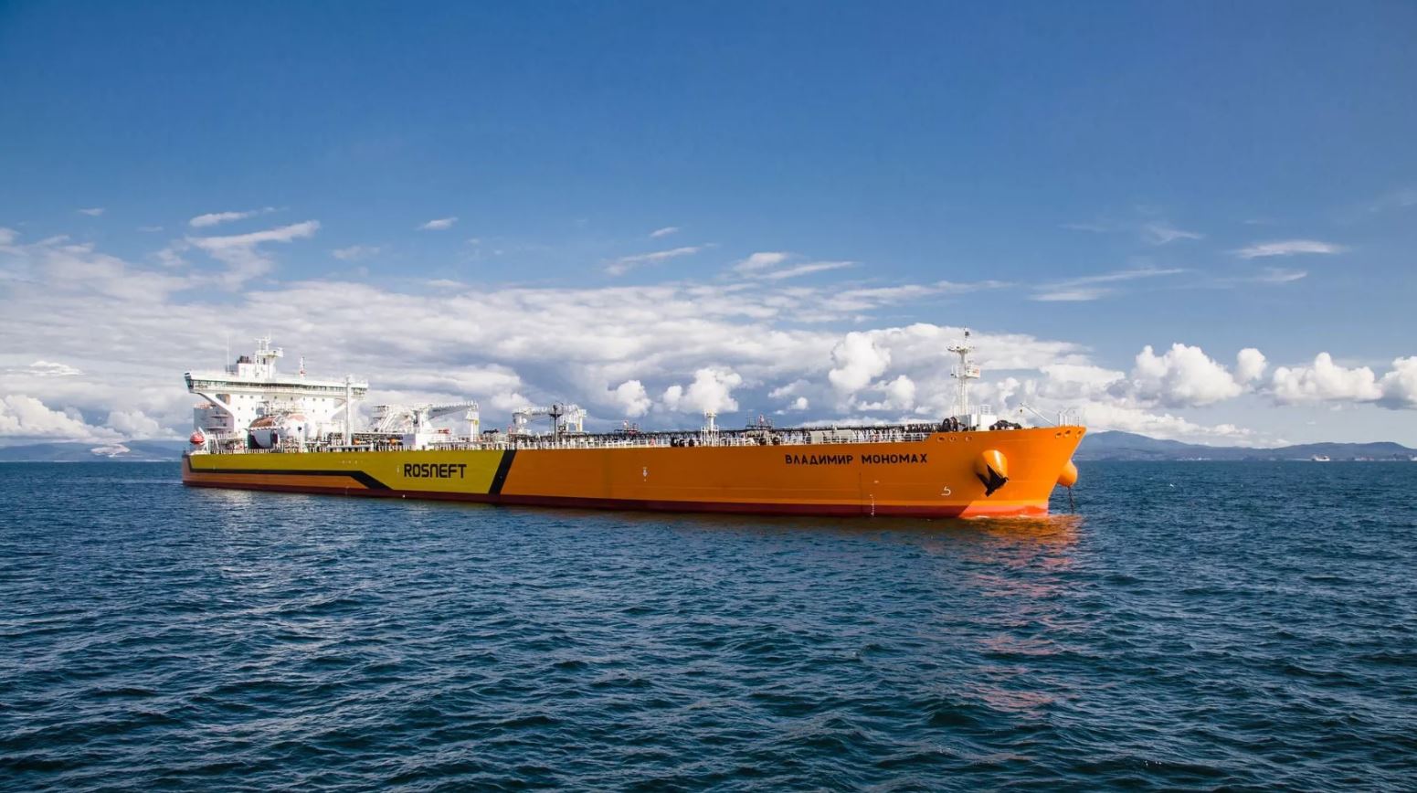 Russia's Zvezda kicks off work on two LNG-powered tankers