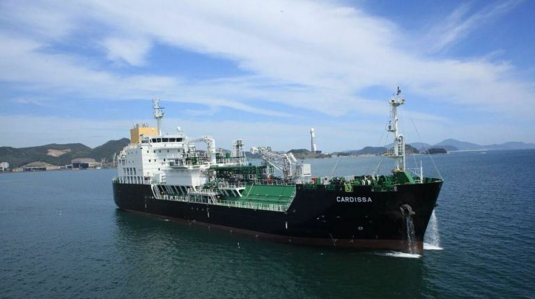 Shell charters Knutsen's newbuild as LNG bunkering business grows