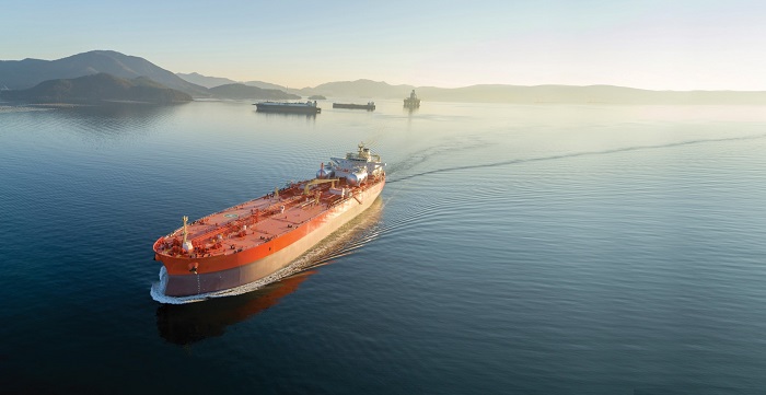 Shell charters ten LNG-powered VLCCs