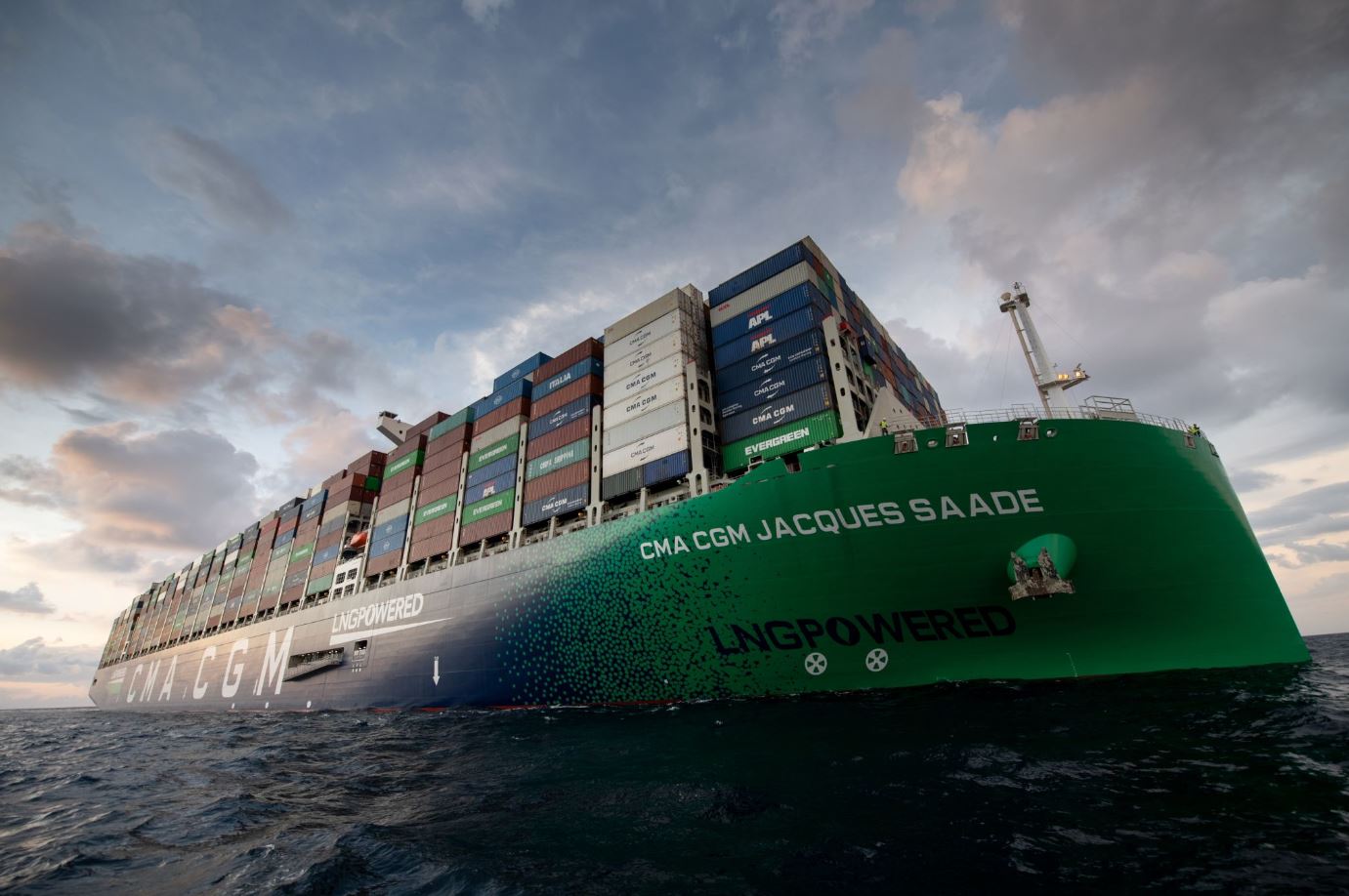 CMA CGM to order more LNG-powered containerships in China