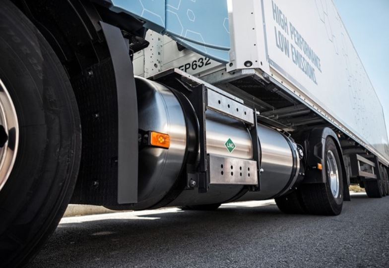 Greek duo join forces to create LNG truck fuel supplier