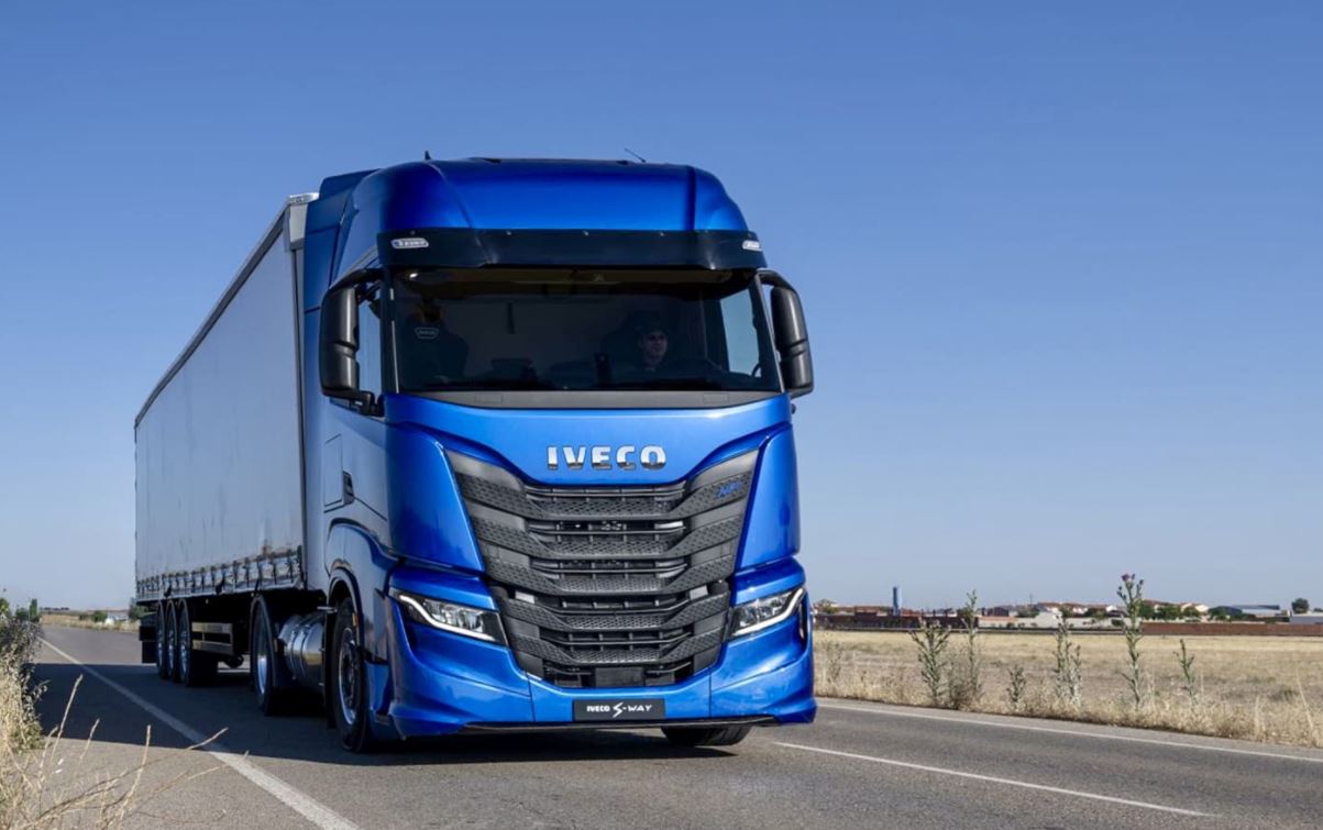 Iveco plans LNG-powered autonomous trucks