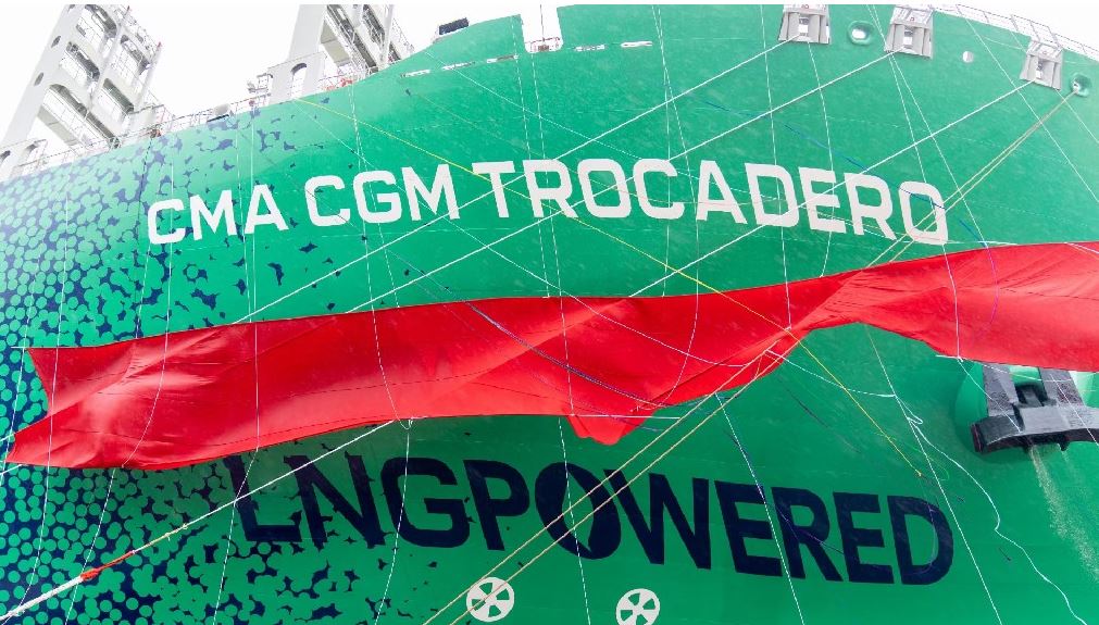 CMA CGM takes delivery of 8th LNG-powered giant