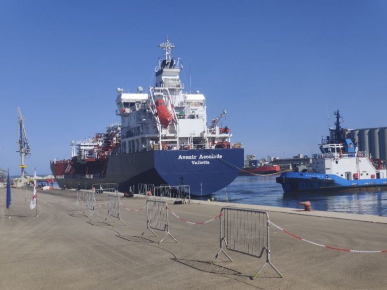 First tanker arrives at Avenir LNG's Sardinian terminal