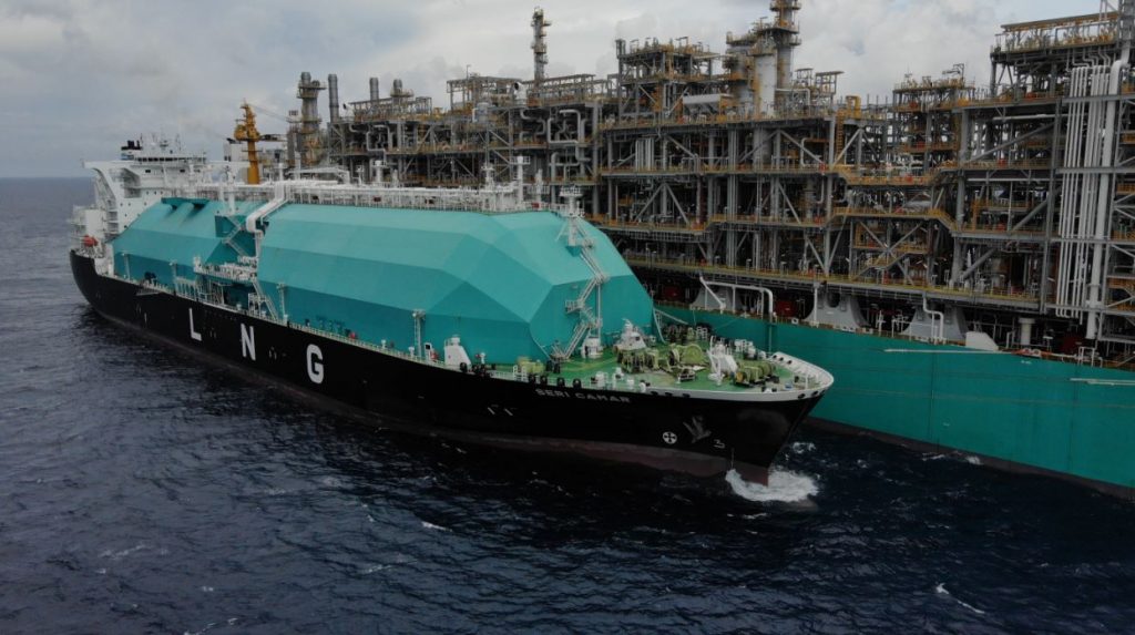 Malaysia's Petronas says inks first Canadian-indexed LNG deal