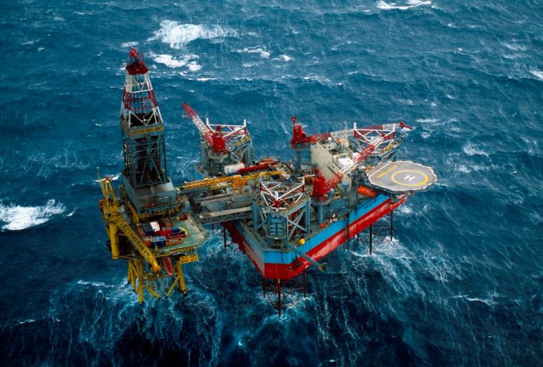 New Fortress buys two Maersk rigs for FLNG project