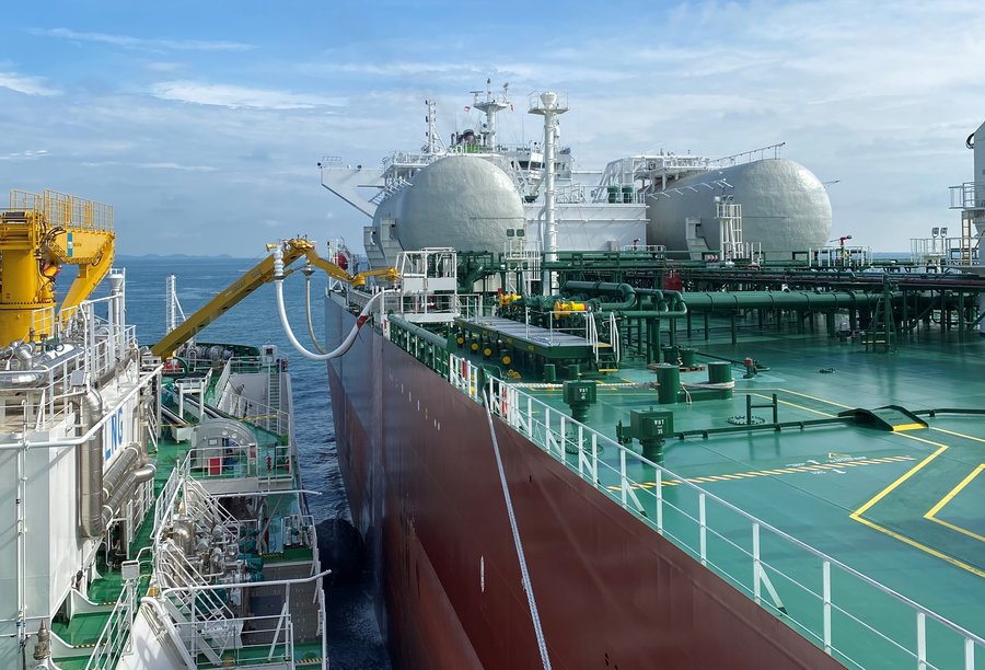 Singapore’s first LNG bunkering vessel completes another op