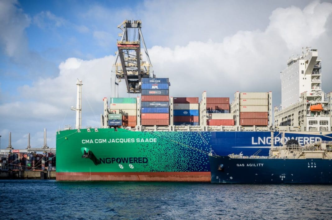 Total CMA CGM Complete France s 1st Ship to containership LNG 