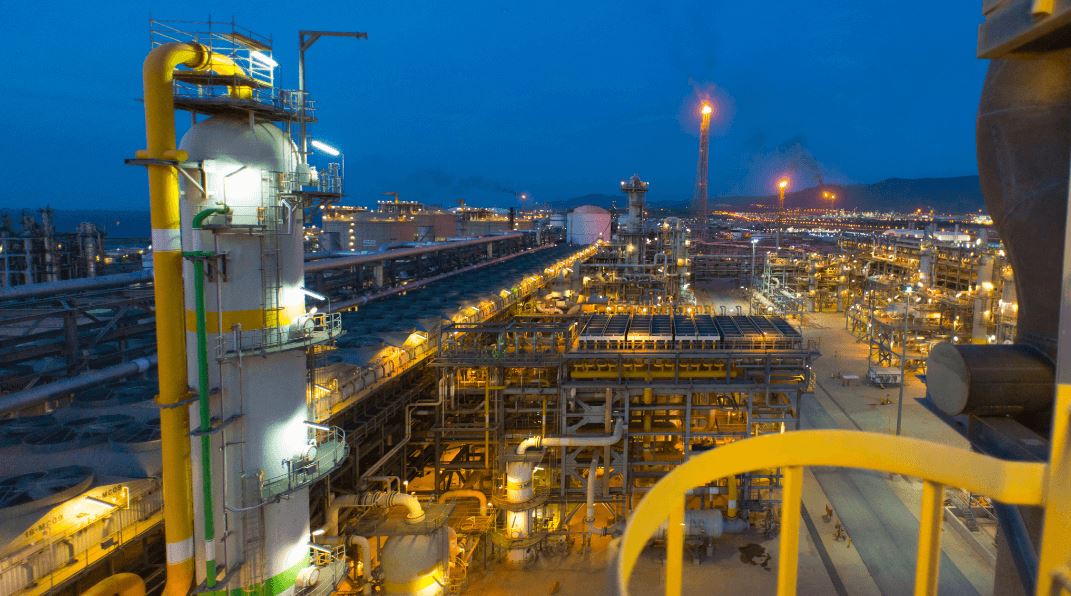 Algeria's Sonatrach shuts Skikda LNG export terminal