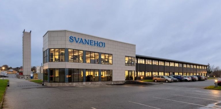 Denmark's Svanehoj to provide pumps for LNG-powered containerships