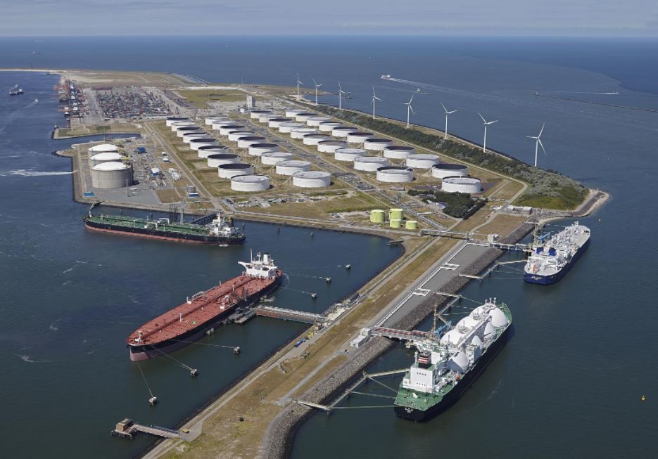 Dutch Gate terminal gets first carbon-neutral LNG cargo