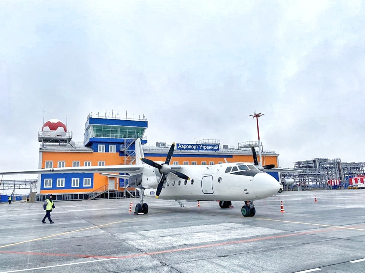 Novatek says first plane lands at Arctic LNG 2 airport