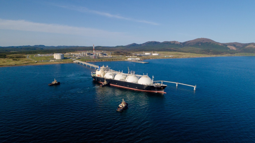 Russia’s Sakhalin terminal ships milestone LNG cargo