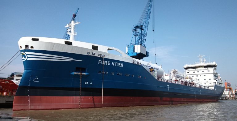 Swedish LNG-powered tanker set for maiden voyage to Europe