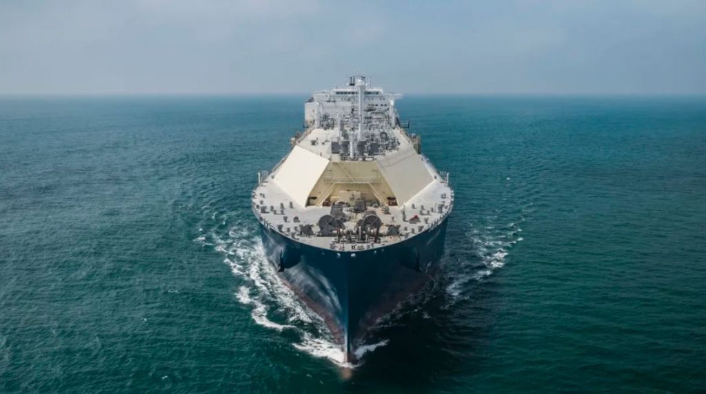 Hudong finalizing first LNG carrier for CSSC Shipping