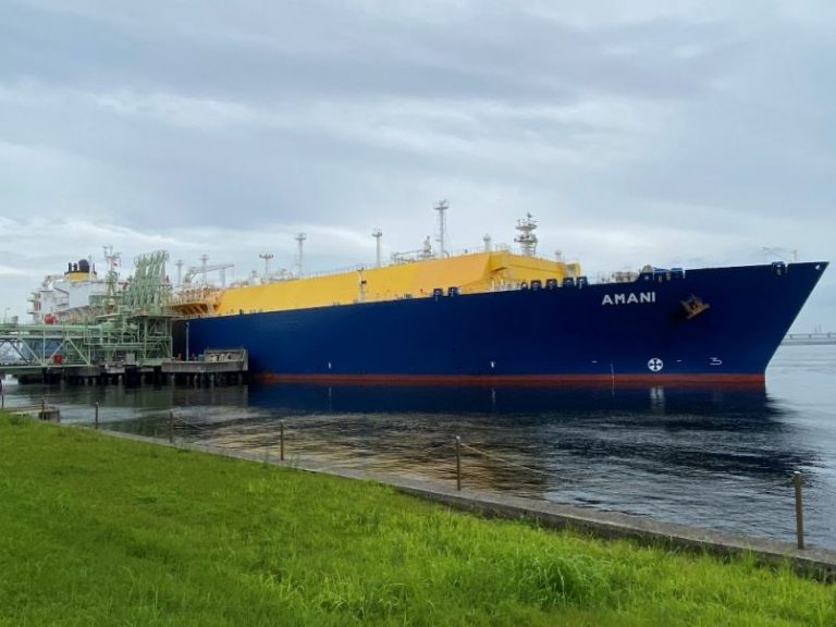 Japan's Osaka Gas gets first carbon-neutral LNG cargo from Shell