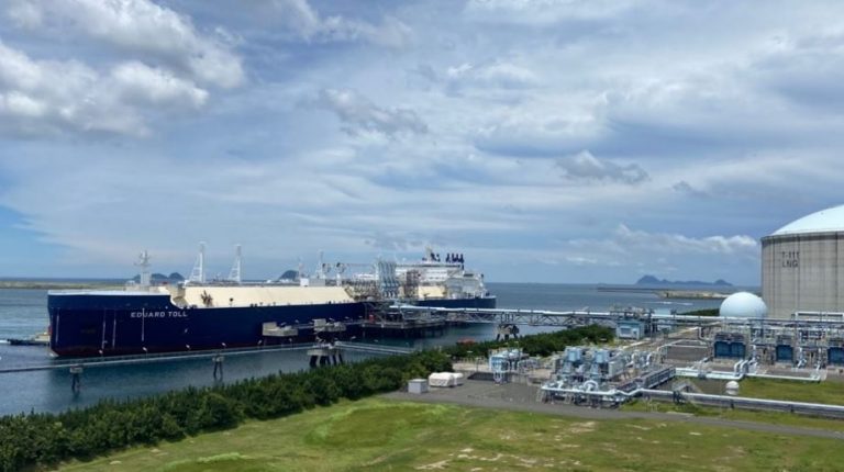 Japan's Saibu Gas gets first LNG cargo from Novatek's Yamal project