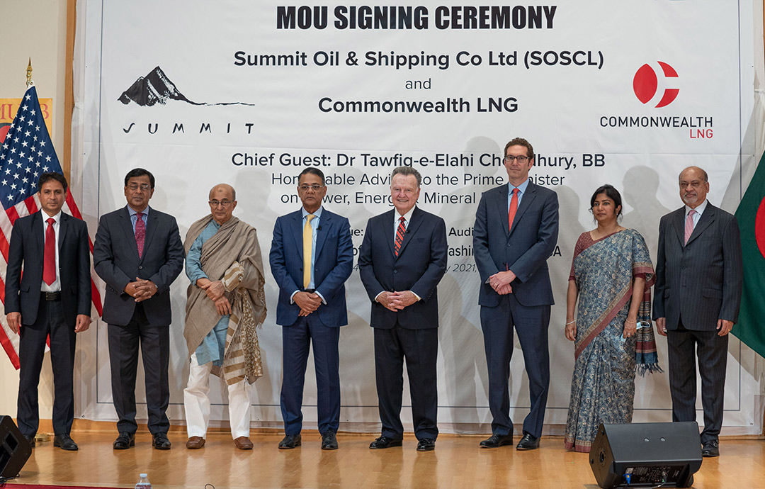 Summit, Commonwealth LNG ink preliminary Bangladesh supply deal