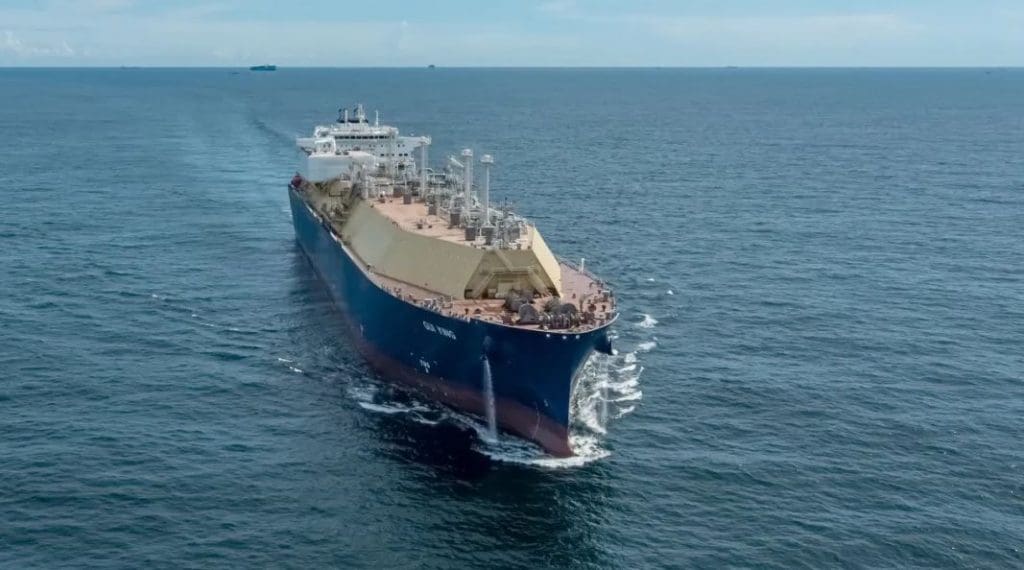 Hudong completes second LNG carrier for CSSC Shipping