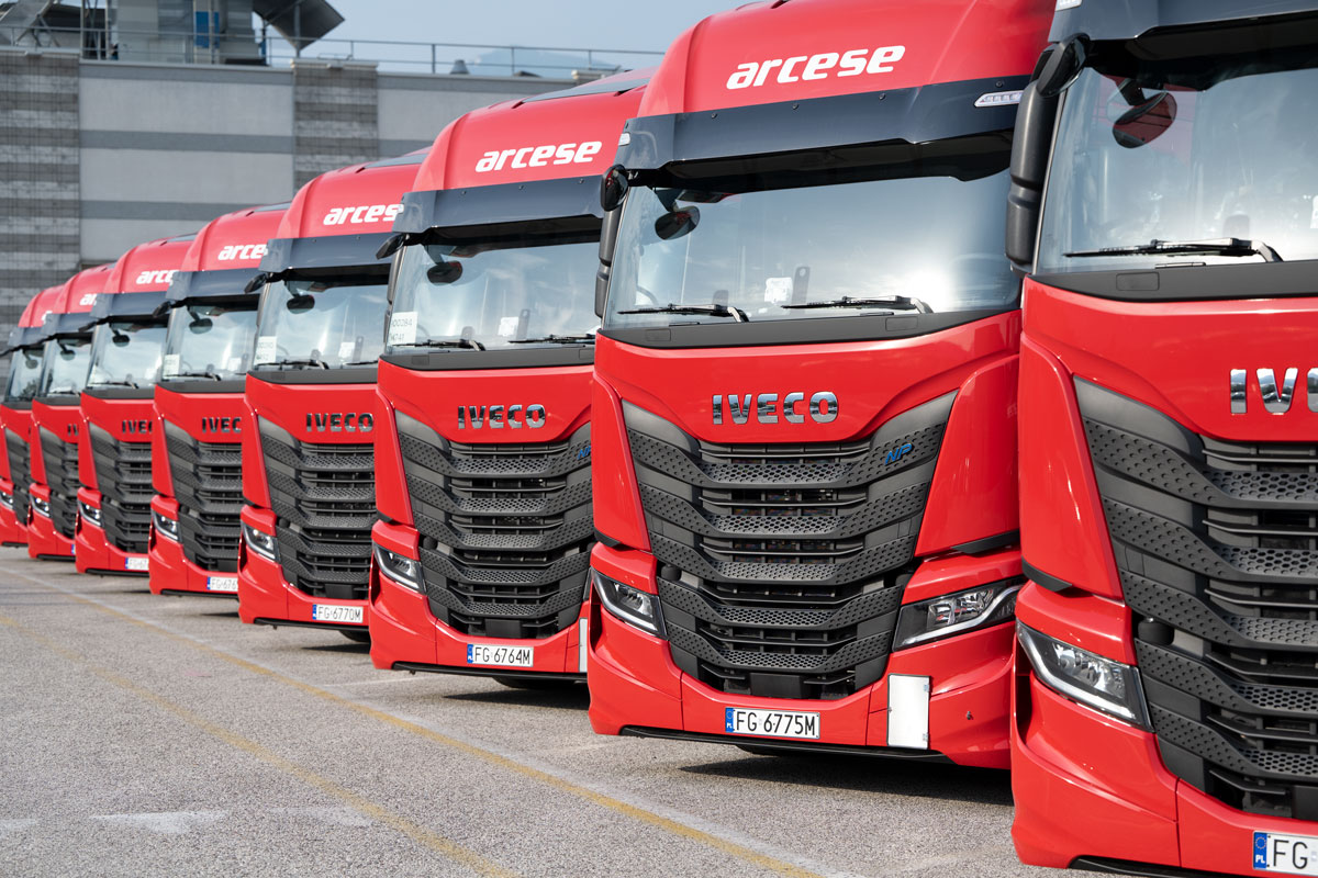 Italy's Arcese expanding LNG-powered truck fleet