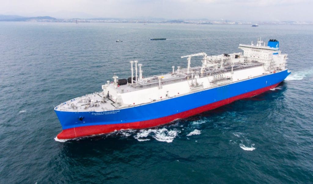 Russian FSRU loads Yamal LNG cargo after first NSR transit