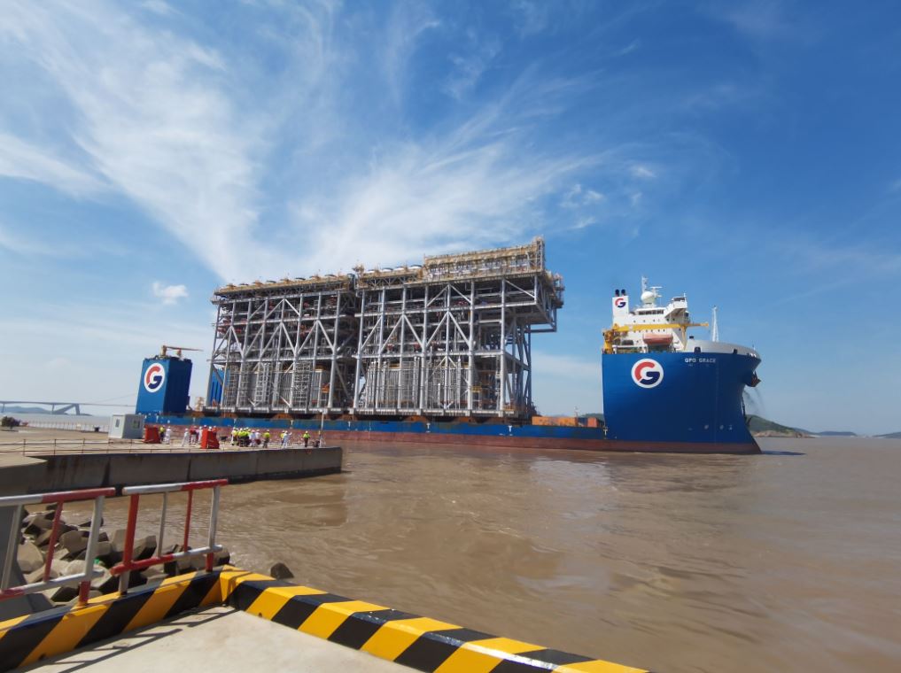 Russia's Novatek welcomes first Arctic LNG 2 modules