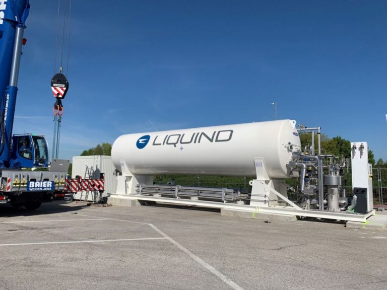Vitol buys majority stake in German LNG firm Liquind