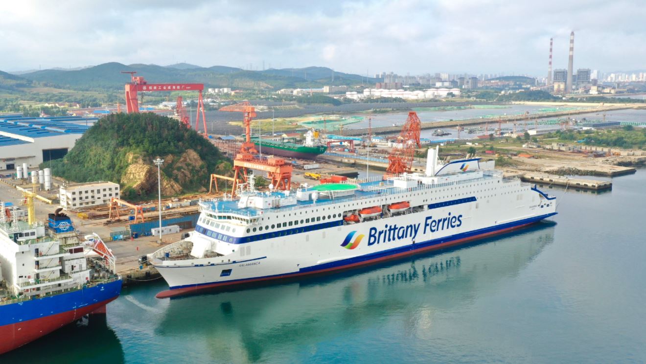 Stena's LNG-powered ferry Salamanca almost complete