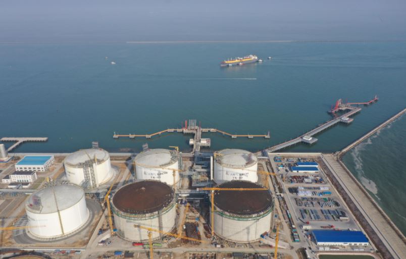 China's Sinopec launches second jetty at Tianjin LNG terminal