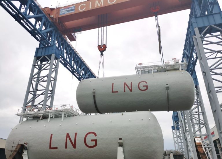 Fratelli Cosulich orders another LNG bunkering ship at CIMC SOE