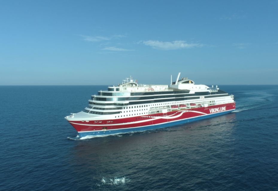 Viking Line’s LNG-powered newbuild heads to Finland
