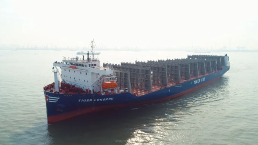 World's largest LNG tank carrier completes trials in China