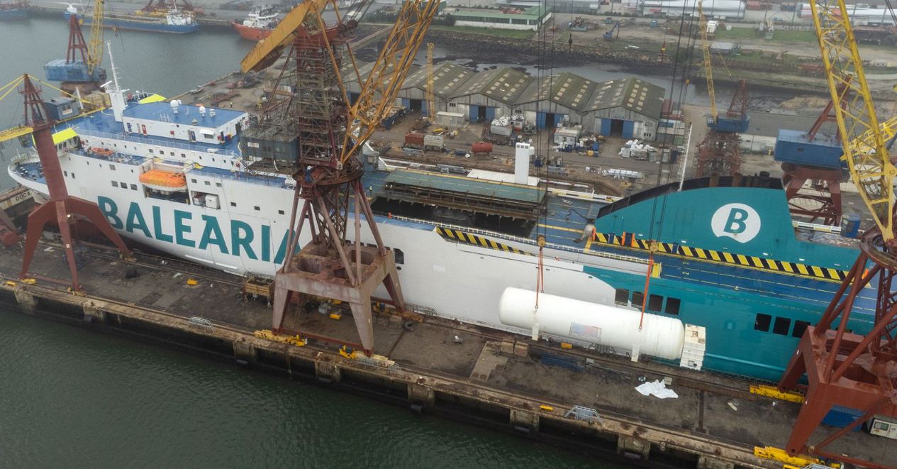 Balearia’s ferry gets LNG fuel tanks