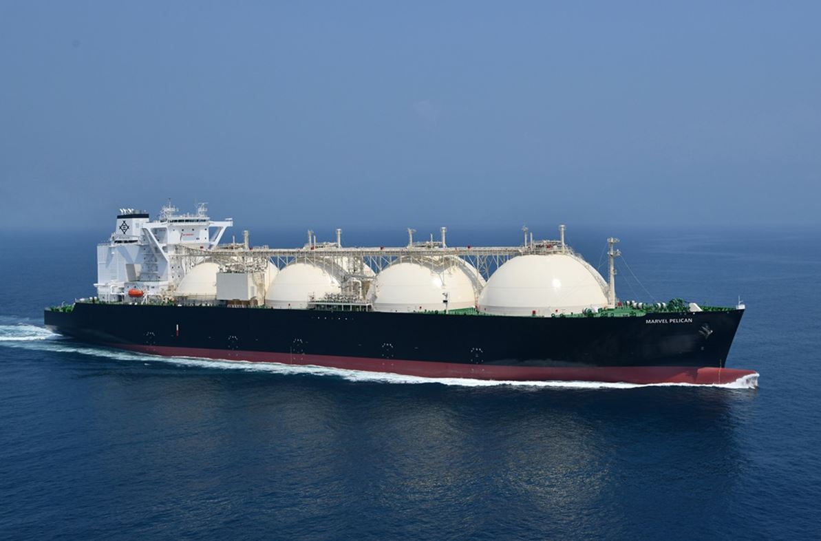 Japan's MOL charters LNG carrier newbuild to Mitsui