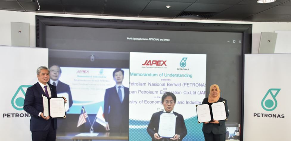 Petronas, Japex to work on Bintulu LNG CCS project