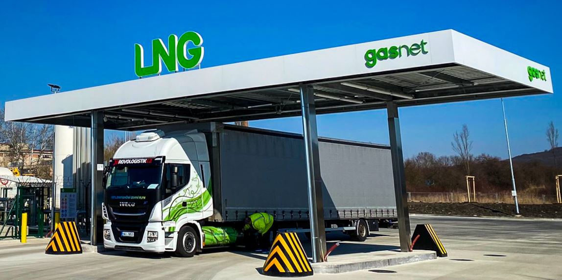 GasNet adds two new Czech LNG fueling stations