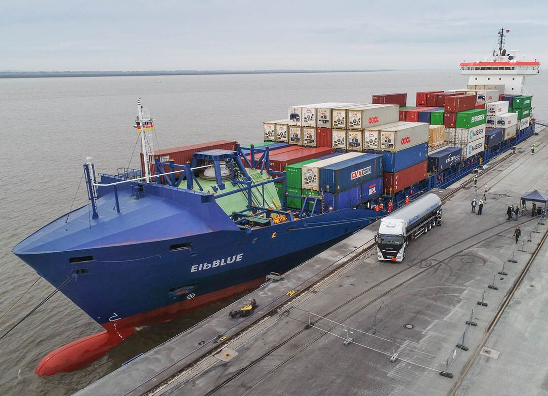 MAN synthetic LNG helps container vessel to significantly slash emissions