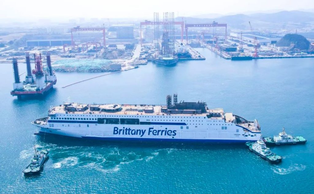 Stena’s LNG-powered ferry Santona launched in China