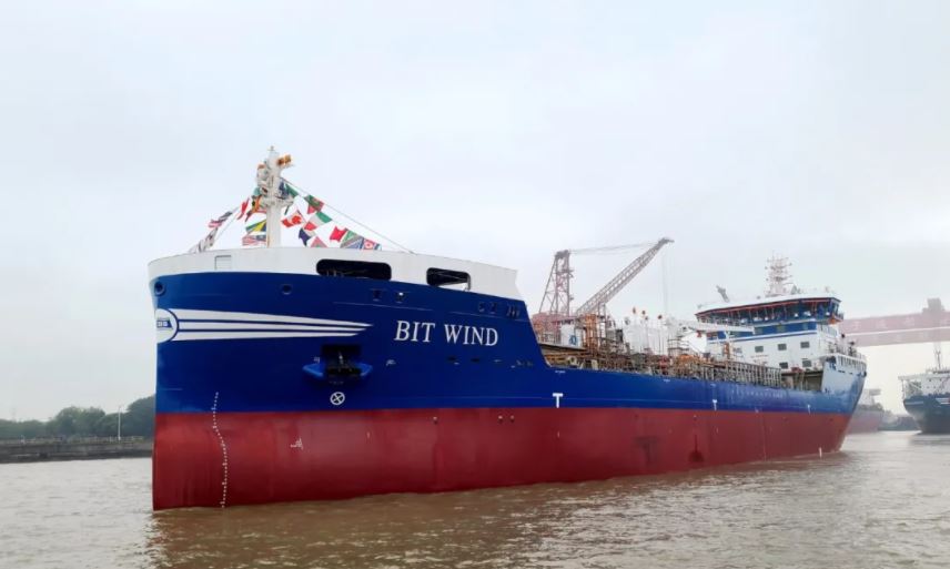 Sweden's Tarbit takes delivery of LNG-powered tanker in China