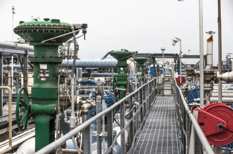 Blackstone takes 49 percent stake in Elba Island LNG export plant
