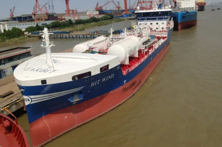 Tarbit takes delivery of second LNG-powered tanker in China