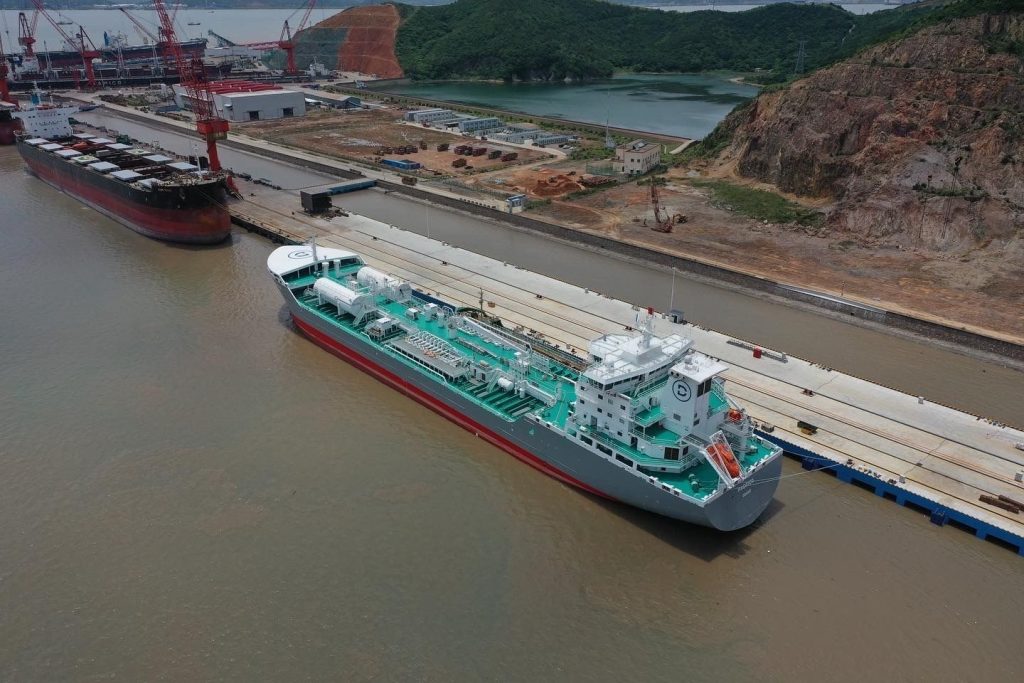 Donsotank takes delivery of second LNG-powered tanker in China