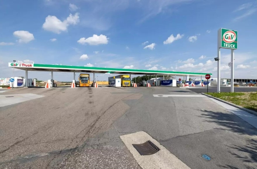 Rolande, G&V Energy launch third LNG fueling station in Belgium